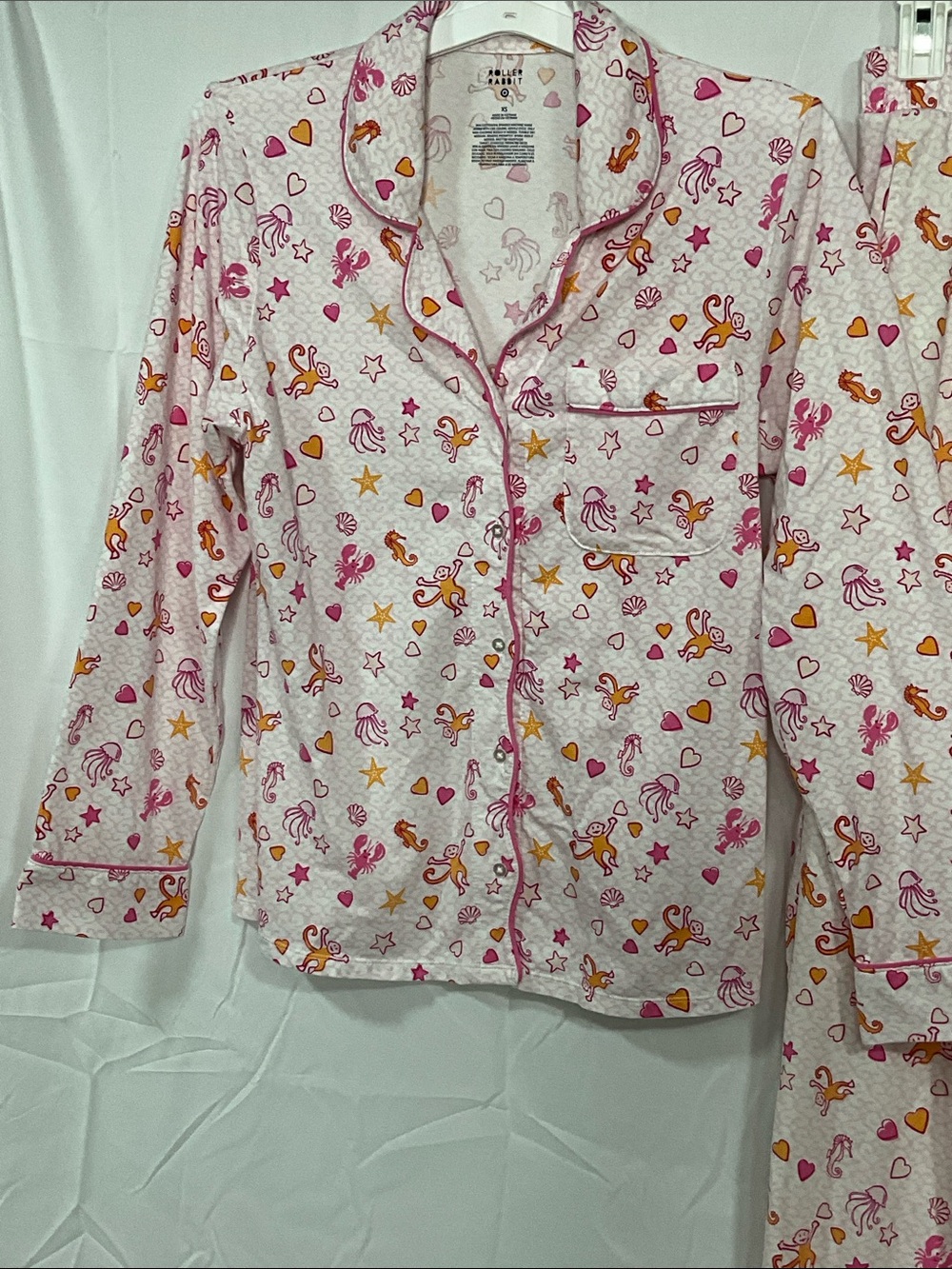 Roller Rabbit xTarget Women’s Pajamas
Pink Ocean/Sea Life| Button Down Front XS - Picture 4 of 9